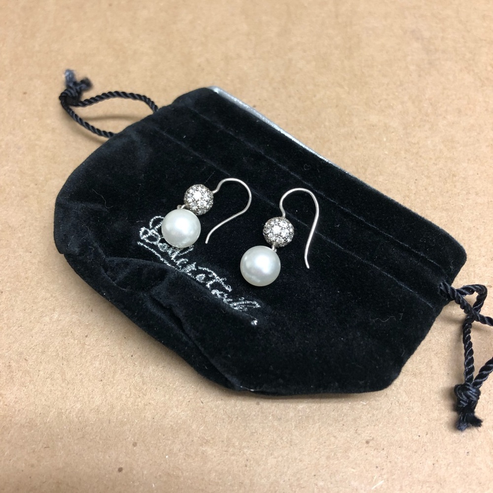 Earrings silver and pearl